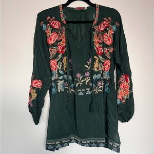 Johnny was NWOT pine green embroidered blouse top with tassels size XL